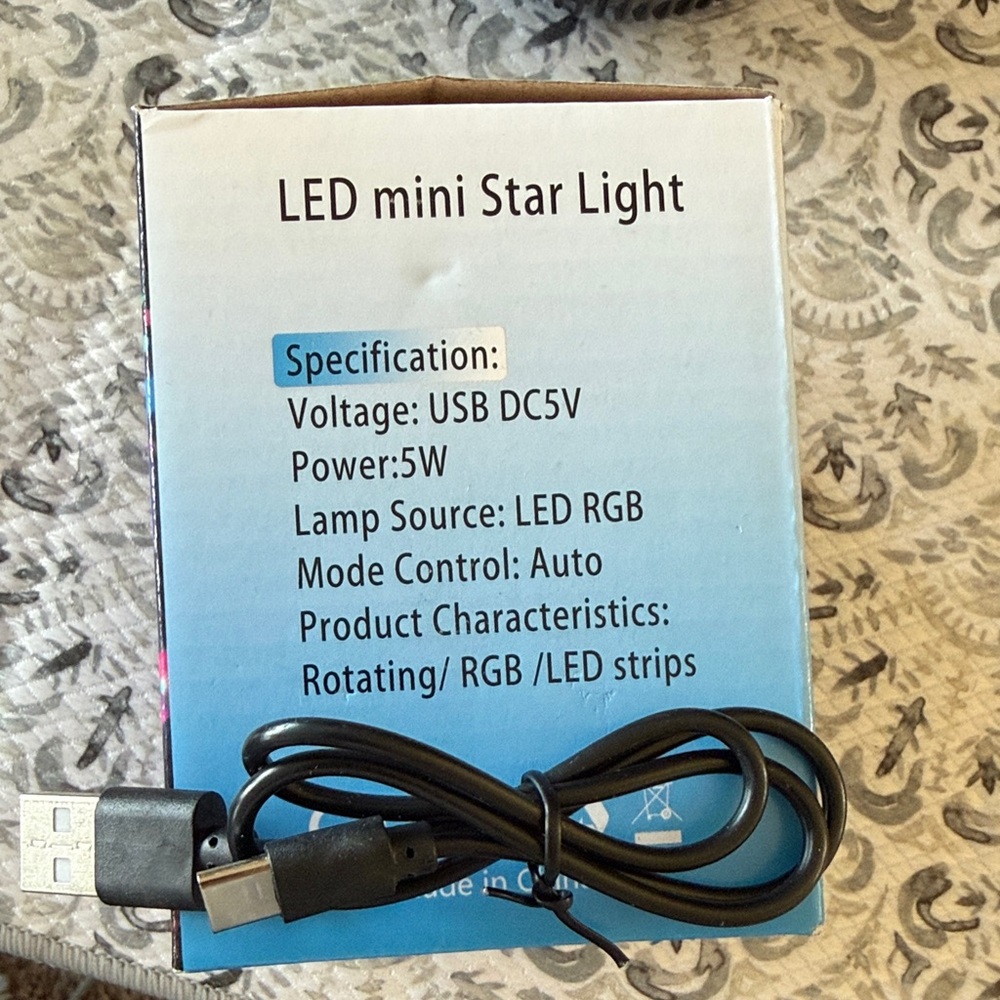 LED Mini Magic Ball Night Light - Picture 4 of 5